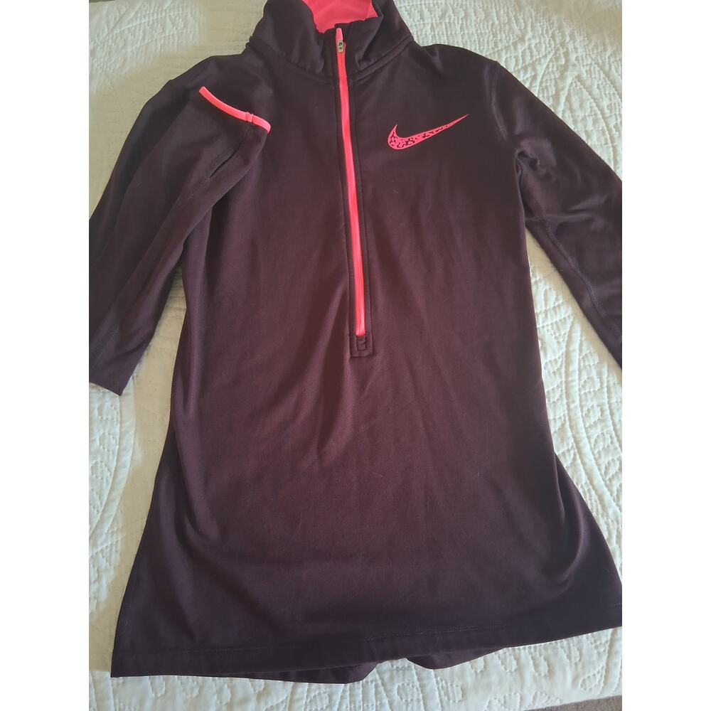 Nike Pro Dri-Fit half-zip pullover in burgundy with neon pink Size S